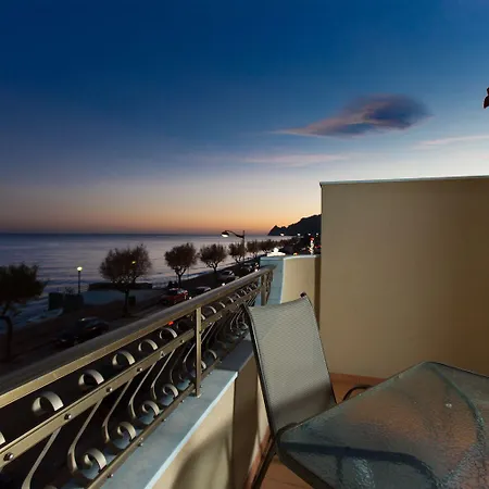 Bed & Breakfast Semu A Mari Santa Teresa Di Riva