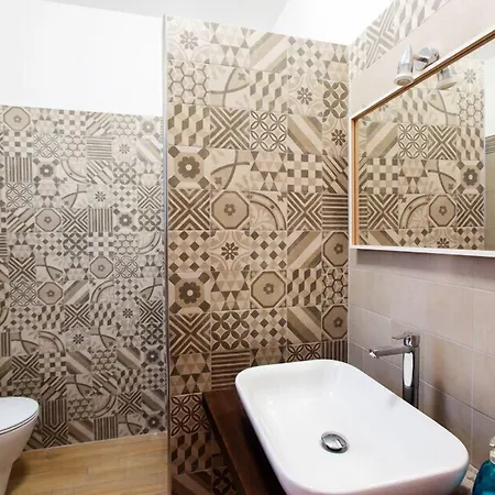 Semu A Mari B&B 산타 테레사 디 리바