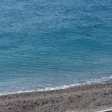 Semu A Mari B&B 산타 테레사 디 리바