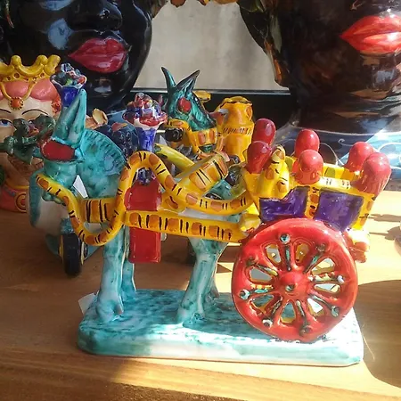 Semu A Mari 산타 테레사 디 리바